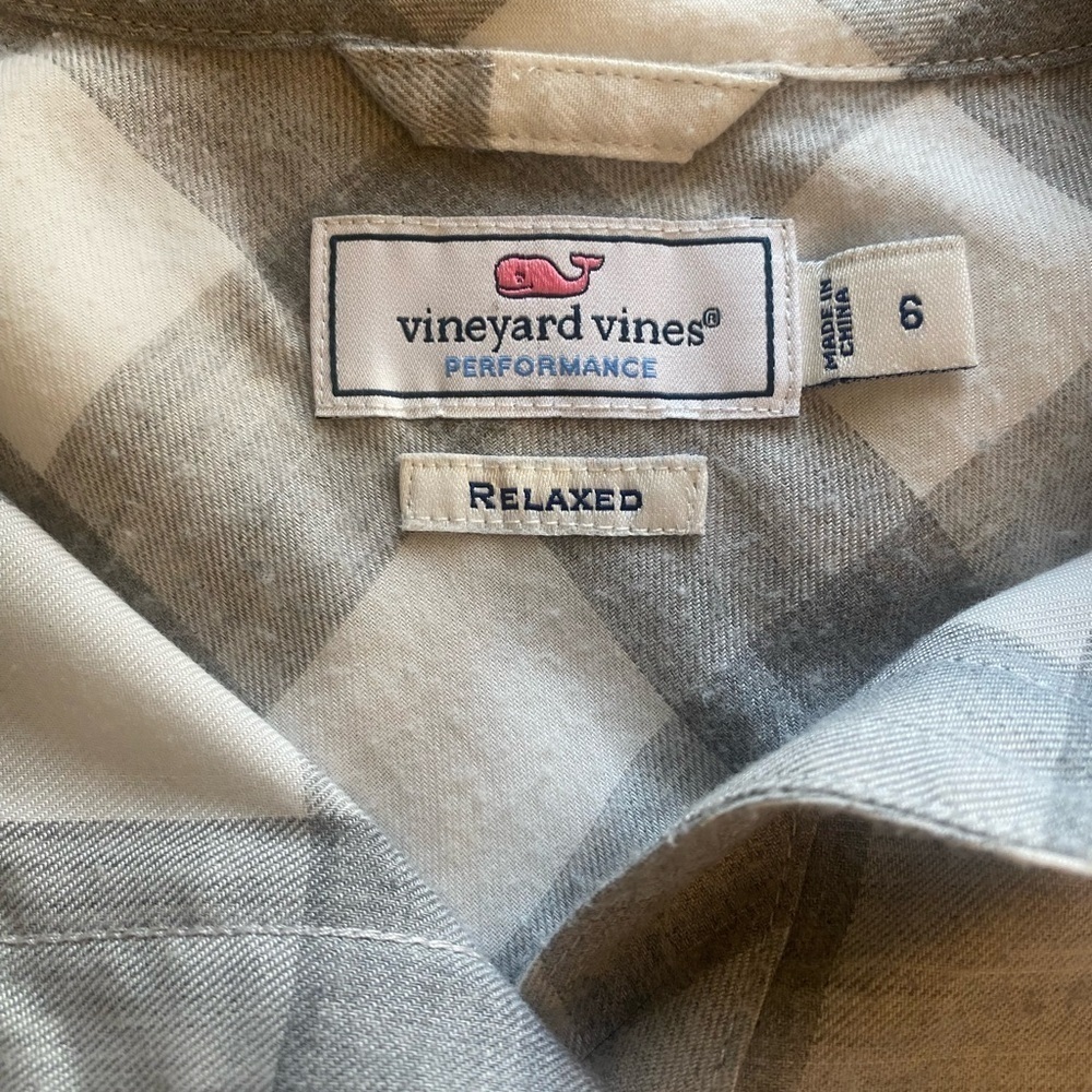 Vineyard Vines Plaid Button-Down — Size 6 - Picture 5 of 7